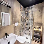 Apartman Cavour *