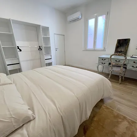 Apartman Cavour *
