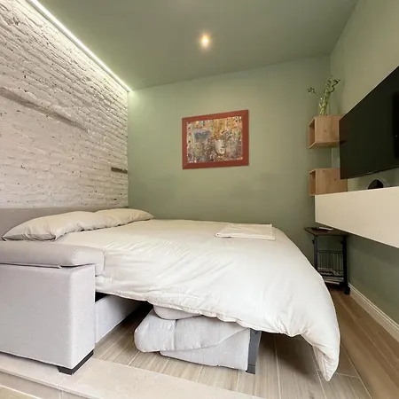 Cavour Prato Apartment *